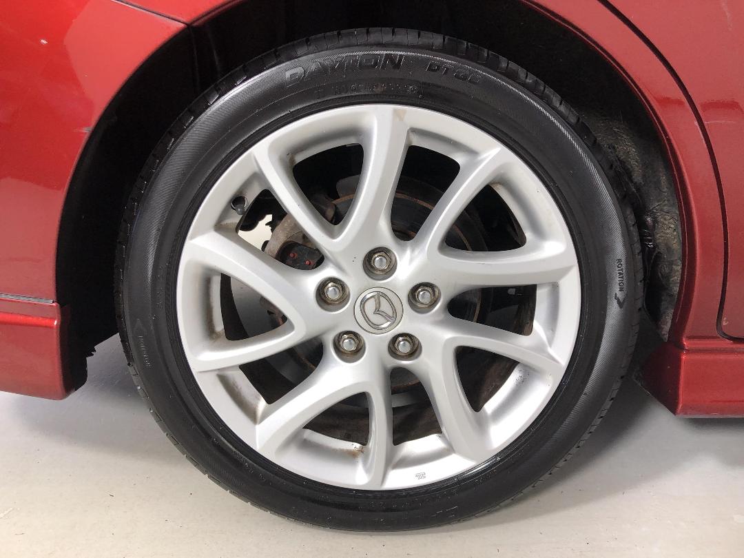 Photo '12' of Mazda Premacy Photo '12' of Mazda Premacy