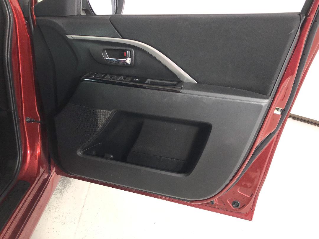 Photo '15' of Mazda Premacy Photo '15' of Mazda Premacy