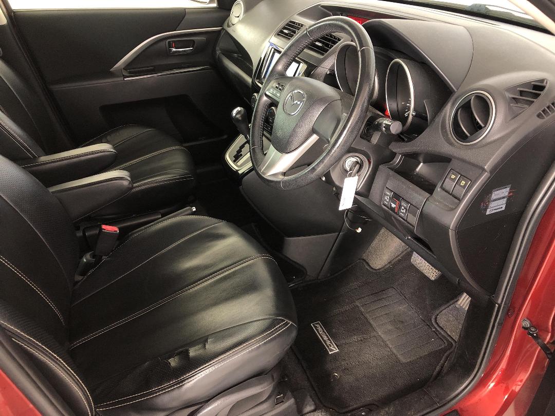 Photo '16' of Mazda Premacy Photo '16' of Mazda Premacy