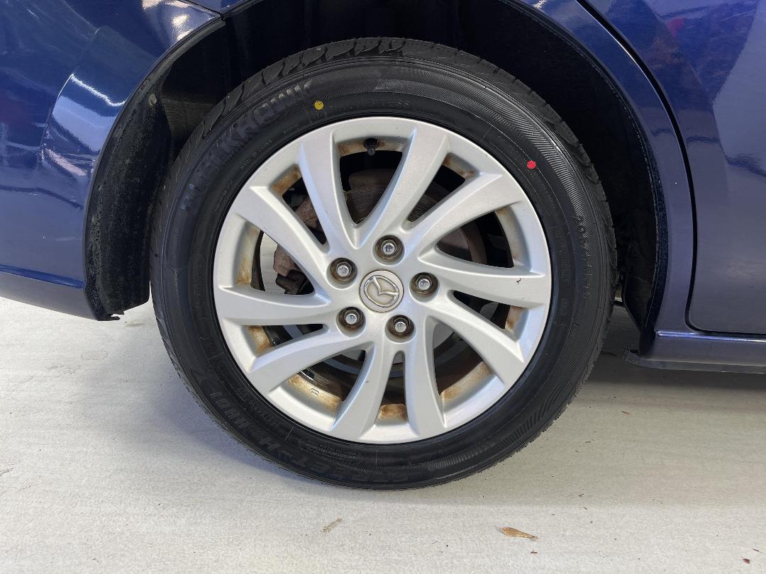 Photo '12' of Mazda Premacy Photo '12' of Mazda Premacy