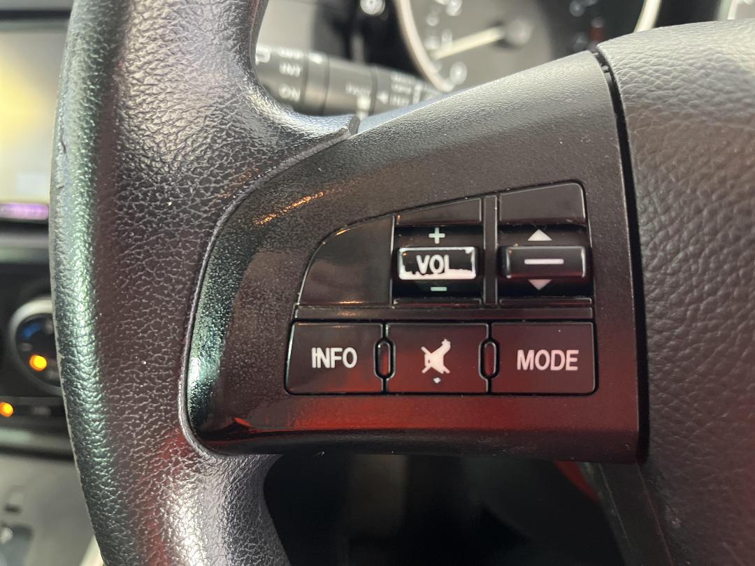 Photo '25' of Mazda Premacy Photo '25' of Mazda Premacy