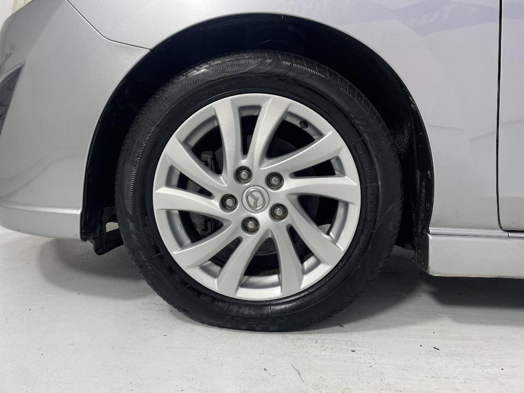 Photo '10' of Mazda Premacy Photo '10' of Mazda Premacy