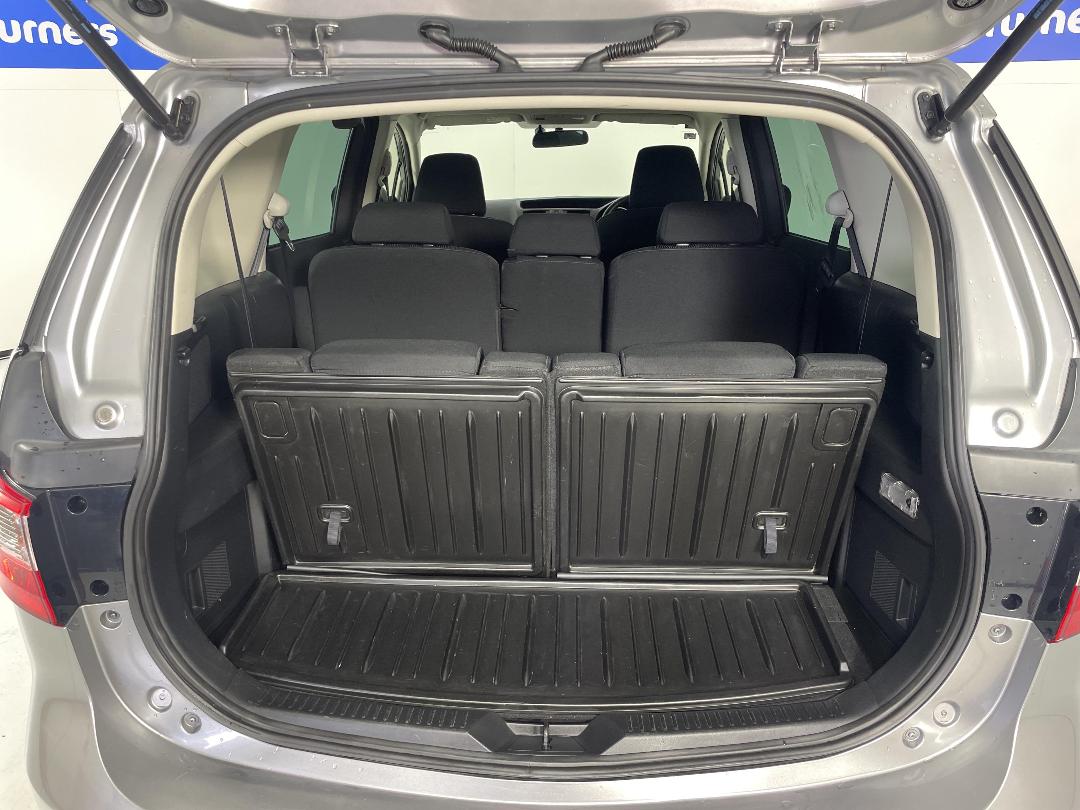 Photo '14' of Mazda Premacy Photo '14' of Mazda Premacy