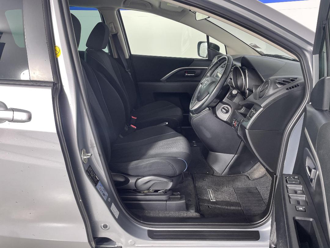 Photo '16' of Mazda Premacy Photo '16' of Mazda Premacy