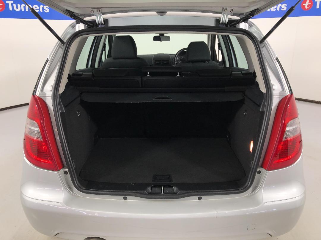 Photo '14' of Mercedes-Benz A180 Photo '14' of Mercedes-Benz A180