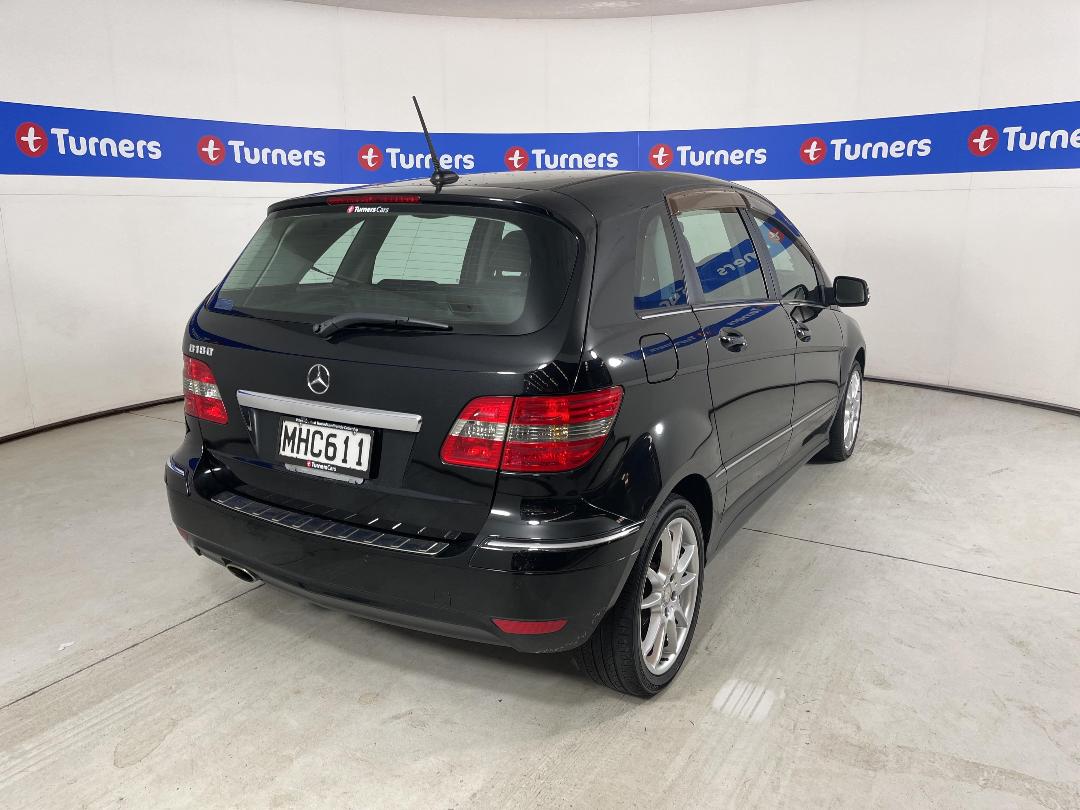 Photo '7' of Mercedes-Benz B180