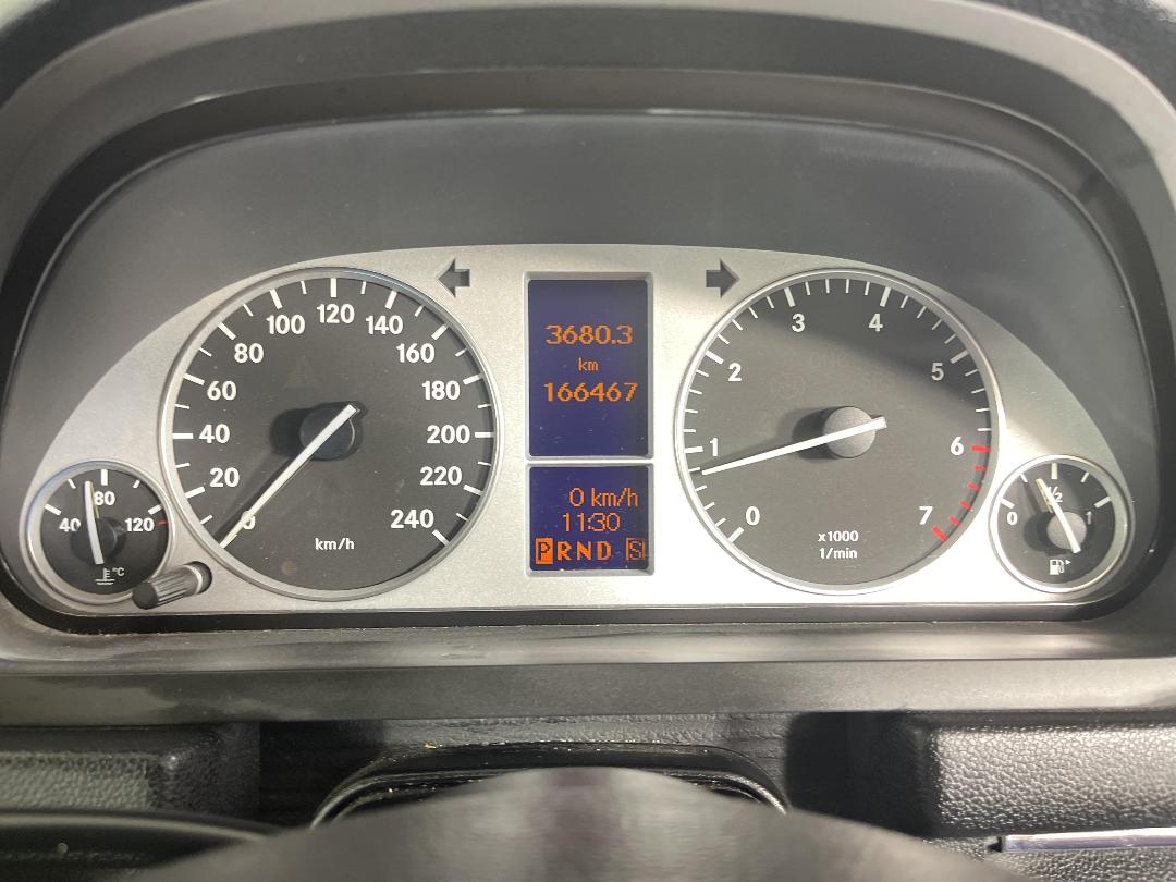 Photo '21' of Mercedes-Benz B180