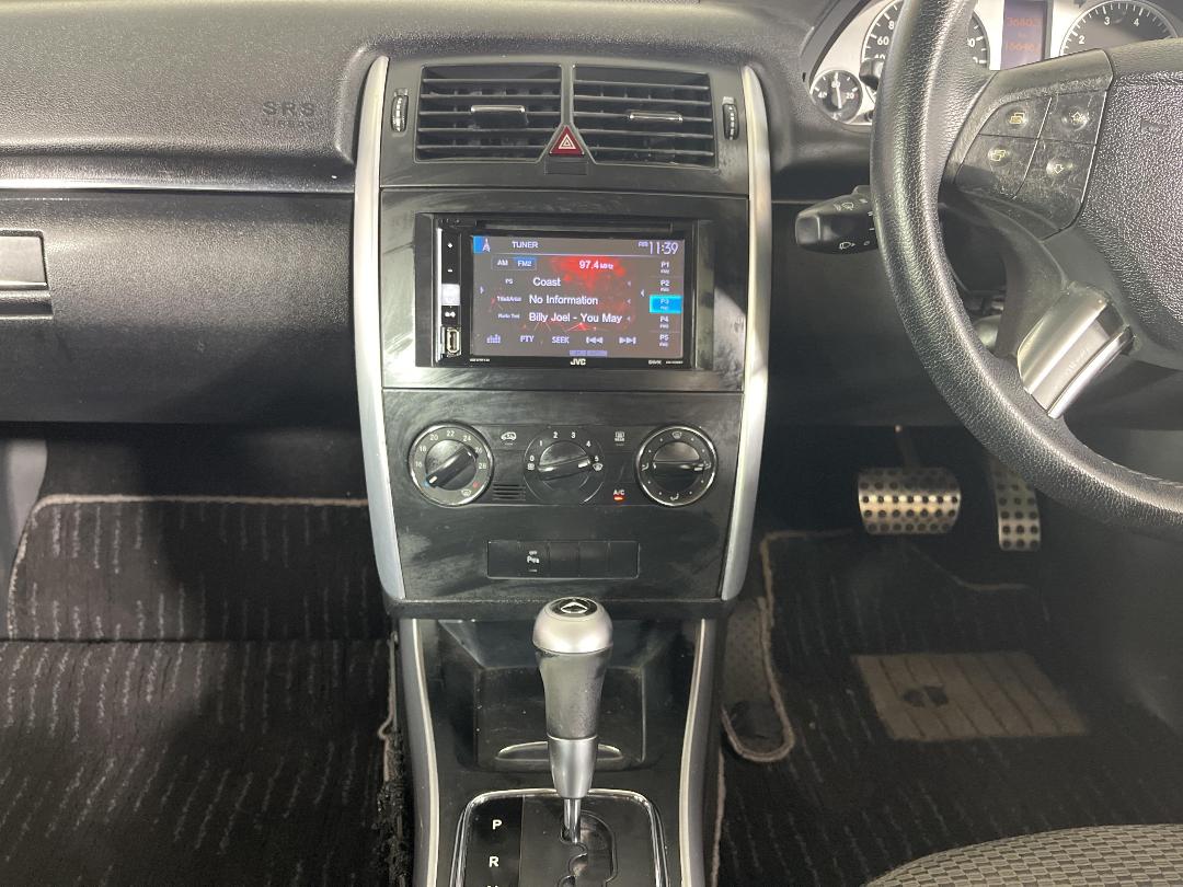 Photo '18' of Mercedes-Benz B180