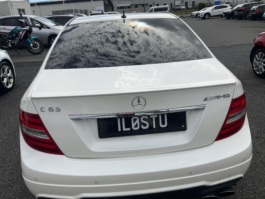 Photo '5' of Mercedes-Benz C63