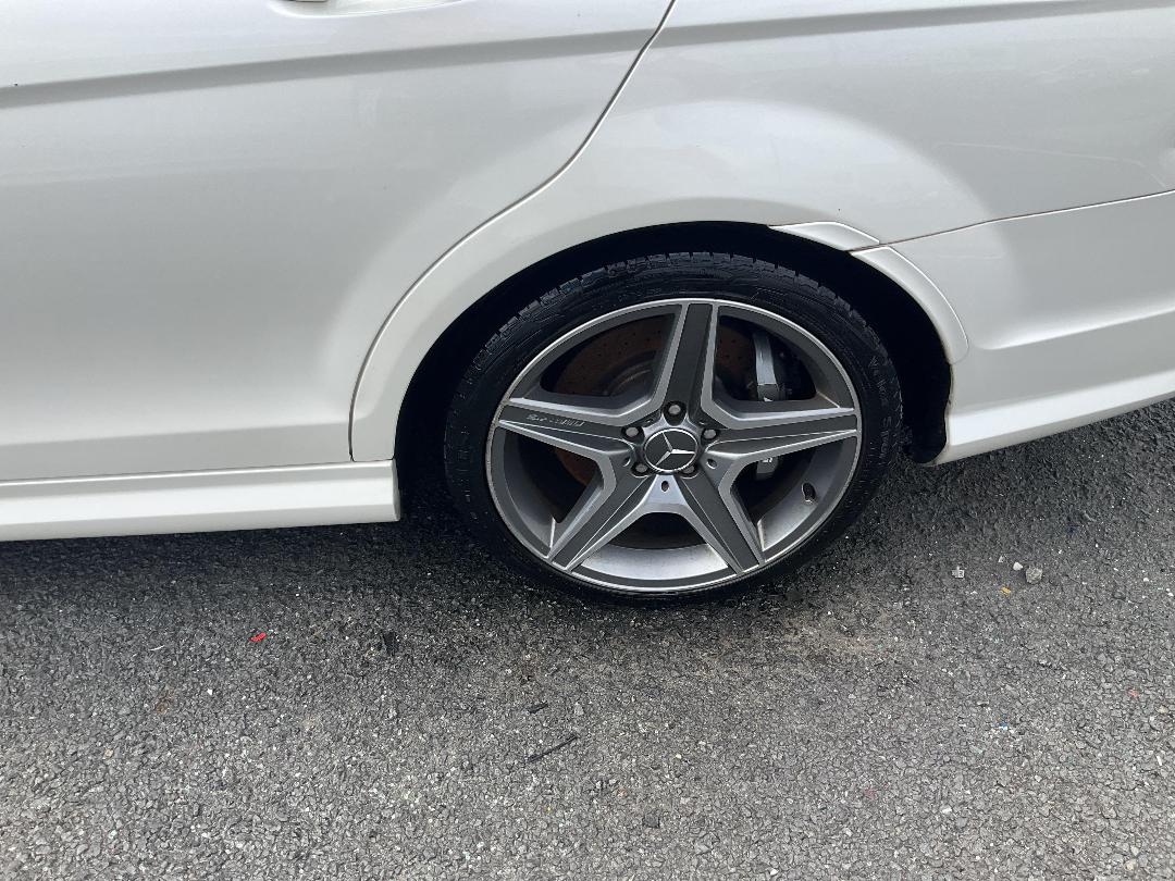 Photo '10' of Mercedes-Benz C63