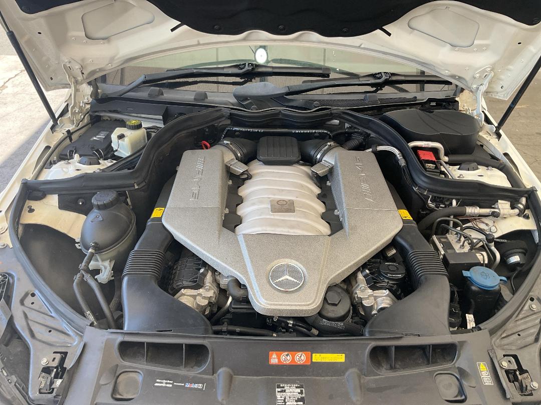 Photo '11' of Mercedes-Benz C63