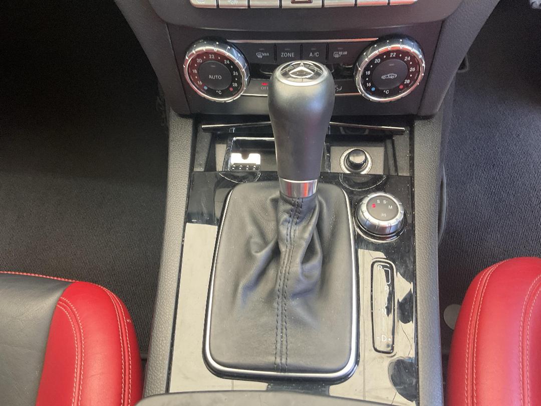 Photo '22' of Mercedes-Benz C63