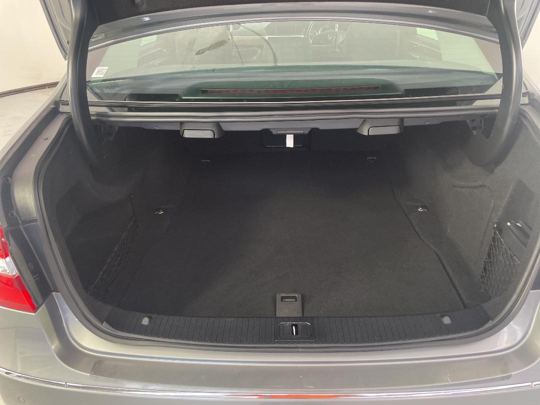 Photo '14' of Mercedes-Benz E-Class Photo '14' of Mercedes-Benz E-Class