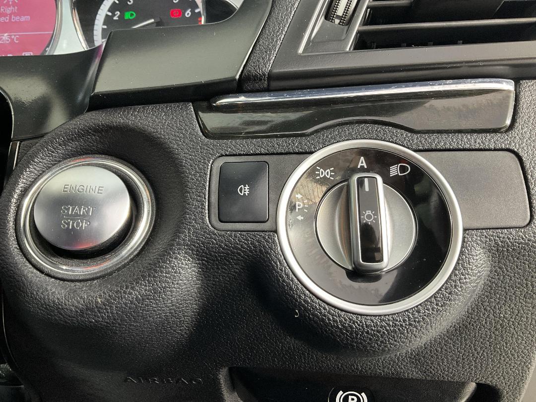 Photo '28' of Mercedes-Benz E250 Photo '28' of Mercedes-Benz E250