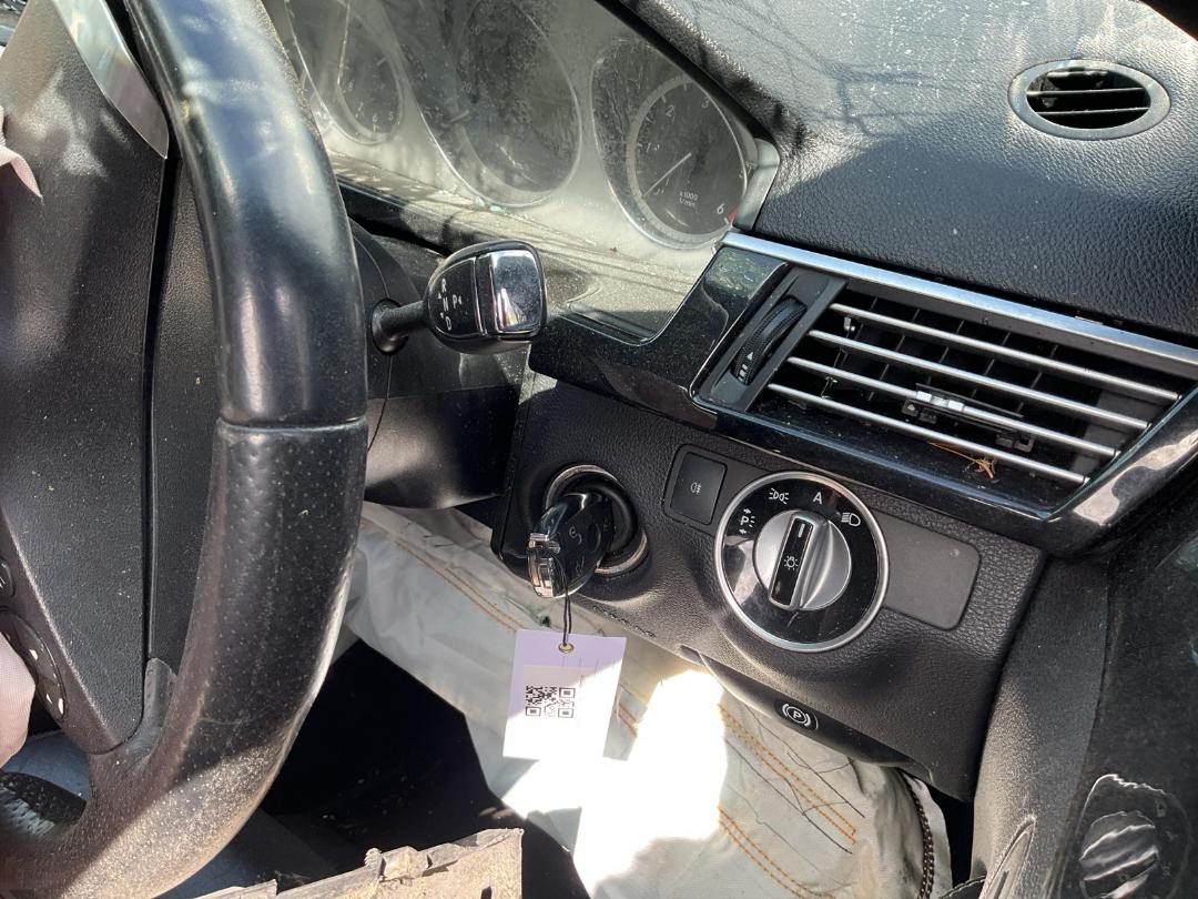 Photo '9' of Mercedes-Benz E350 Photo '9' of Mercedes-Benz E350