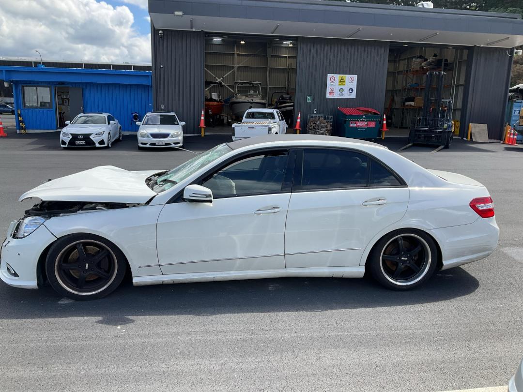 Photo '5' of Mercedes-Benz E350 Photo '5' of Mercedes-Benz E350