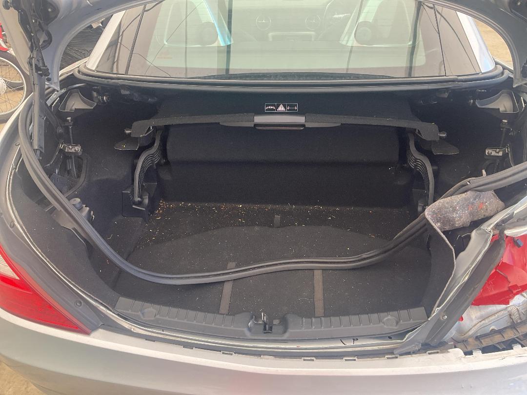 Photo '12' of Mercedes-Benz SLK 200 Photo '12' of Mercedes-Benz SLK 200