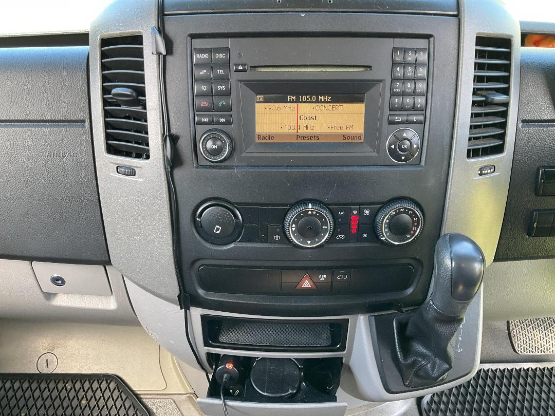 Photo '19' of Mercedes-Benz Sprinter C/C 511 CDI 4325 L Motorhome