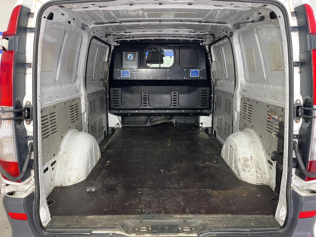 Photo '14' of Mercedes-Benz Vito Photo '14' of Mercedes-Benz Vito
