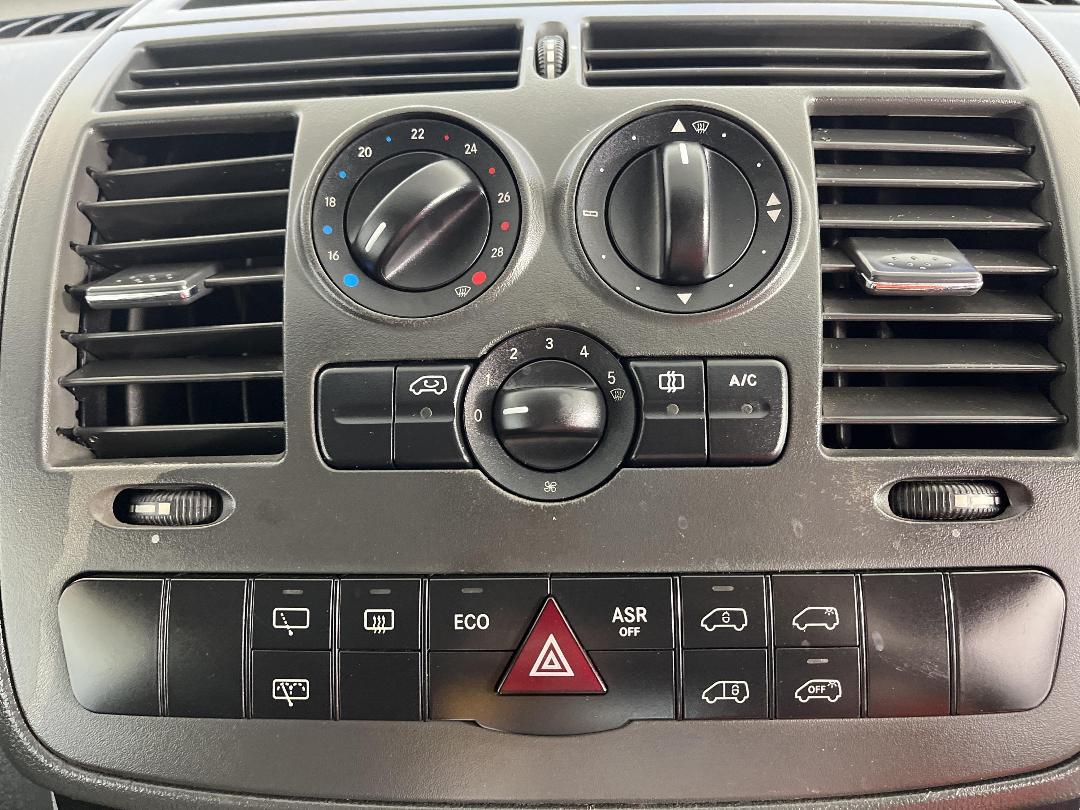 Photo '25' of Mercedes-Benz Vito Photo '25' of Mercedes-Benz Vito