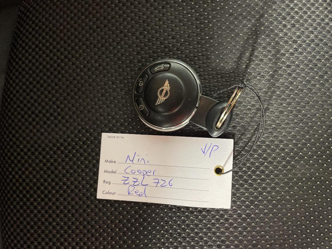 Photo '22' of Mini Cooper Photo '22' of Mini Cooper