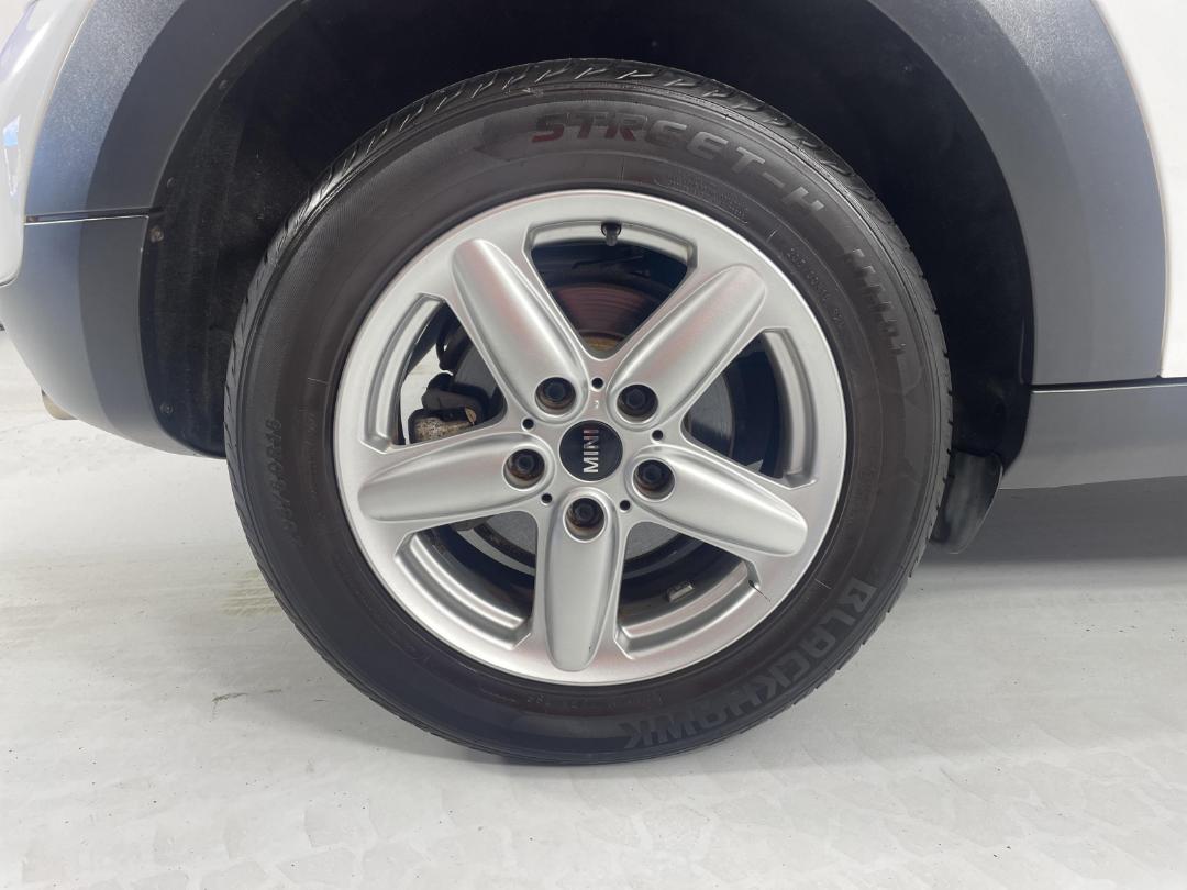 Photo '12' of Mini ONE