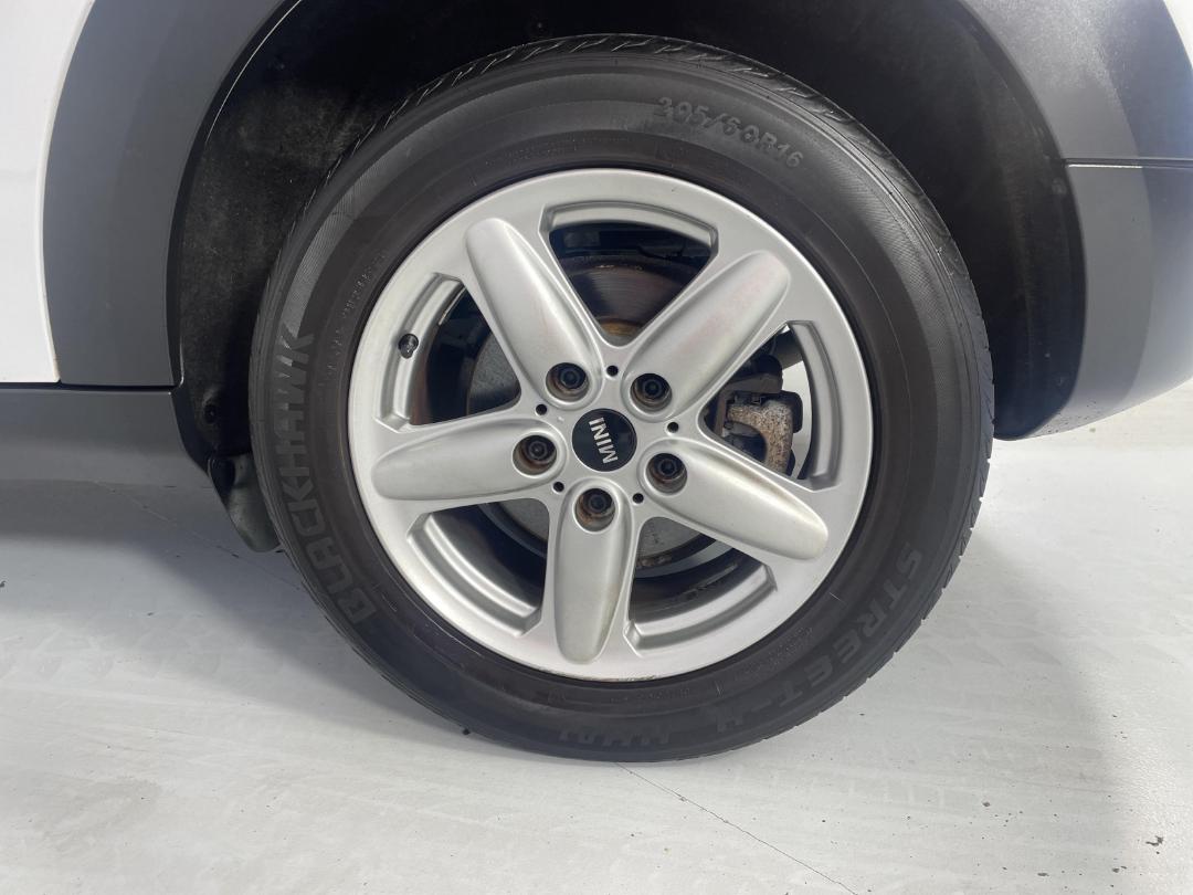 Photo '11' of Mini ONE