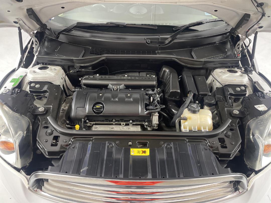 Photo '13' of Mini ONE