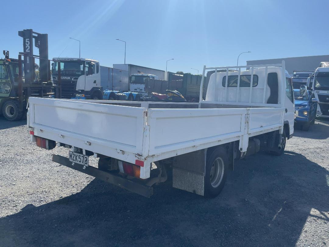 Photo '4' of Mitsubishi Canter Flat Deck