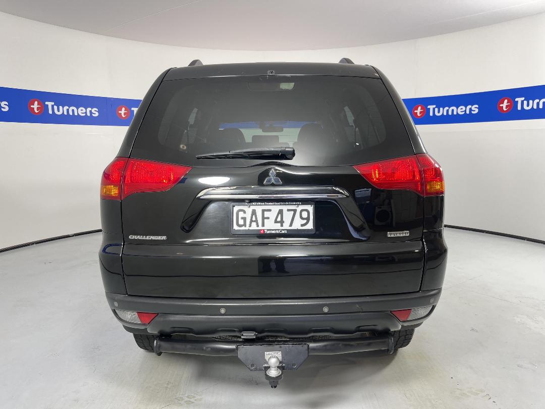 Photo '6' of Mitsubishi Challenger