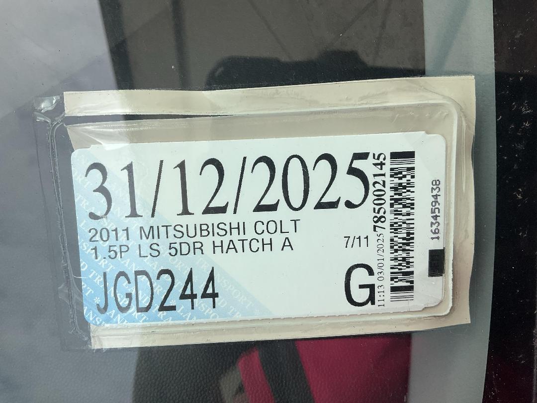 Photo '19' of Mitsubishi Colt LS