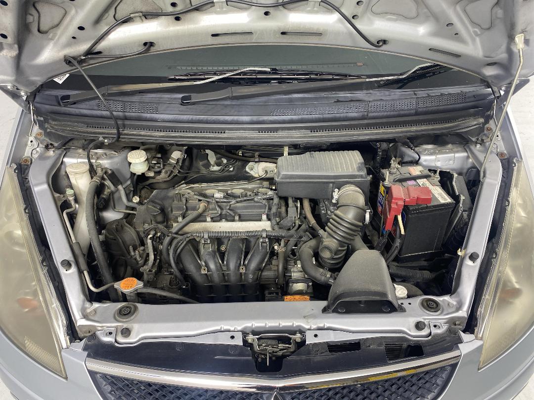 Photo '13' of Mitsubishi Colt