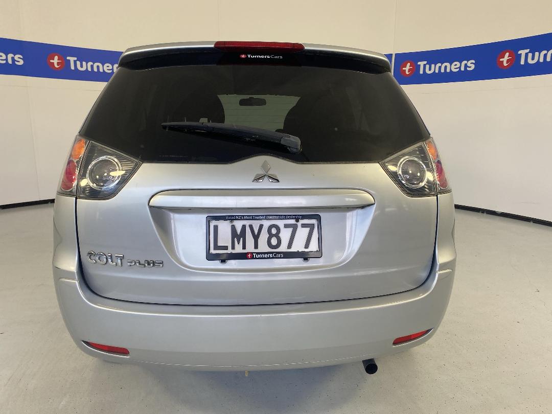 Photo '6' of Mitsubishi Colt