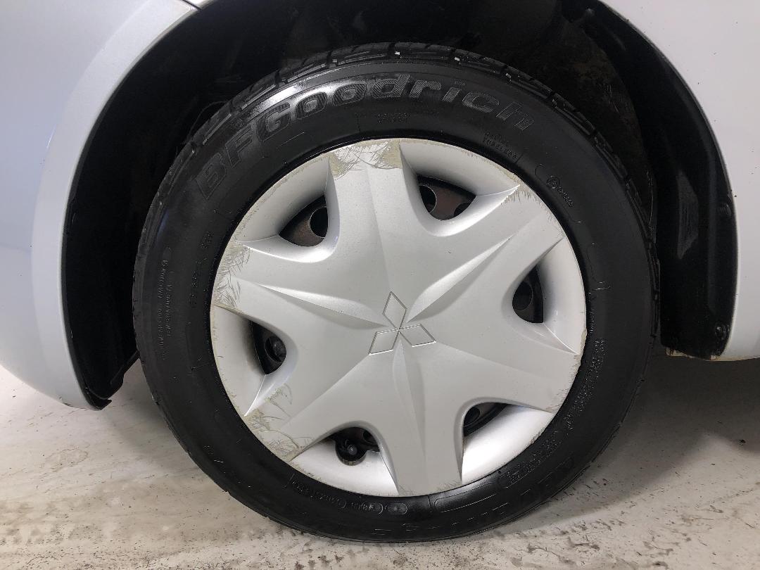 Photo '10' of Mitsubishi Colt Photo '10' of Mitsubishi Colt