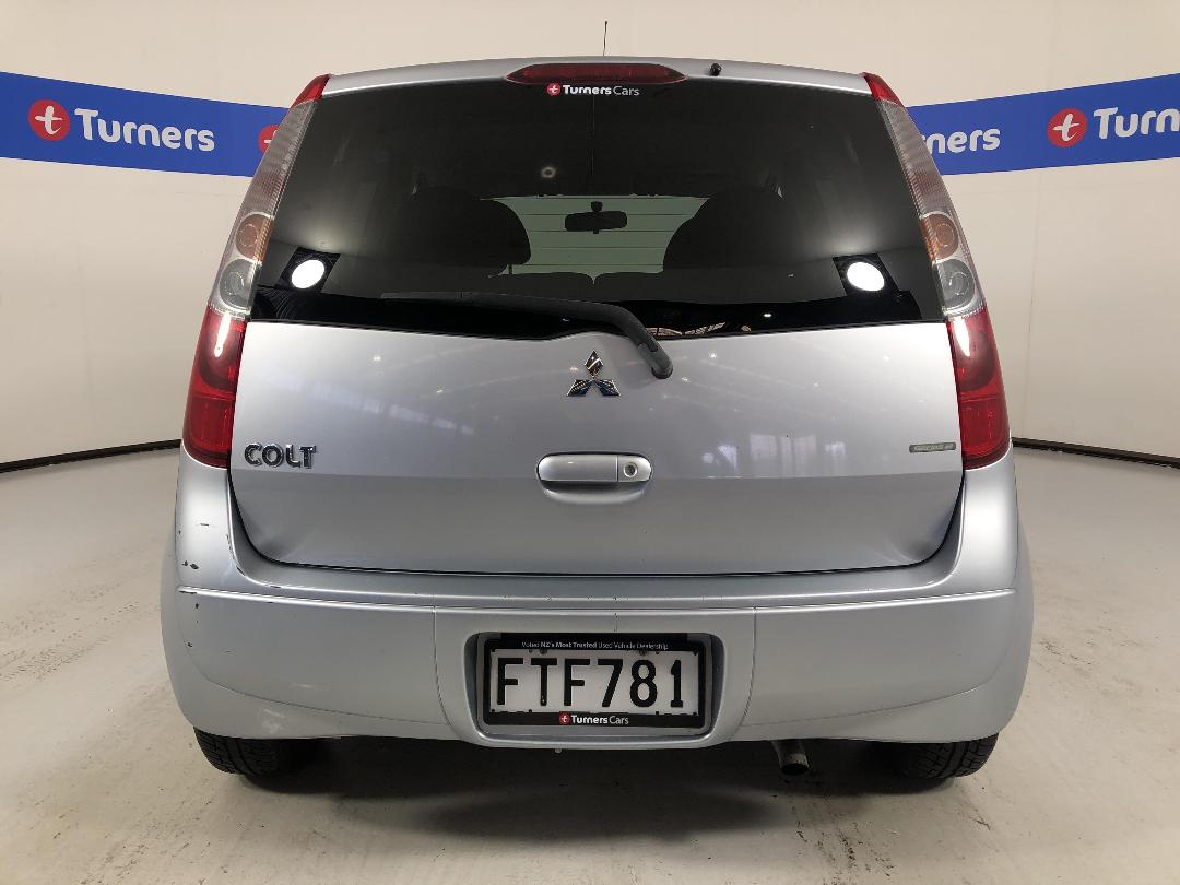 Photo '6' of Mitsubishi Colt Photo '6' of Mitsubishi Colt