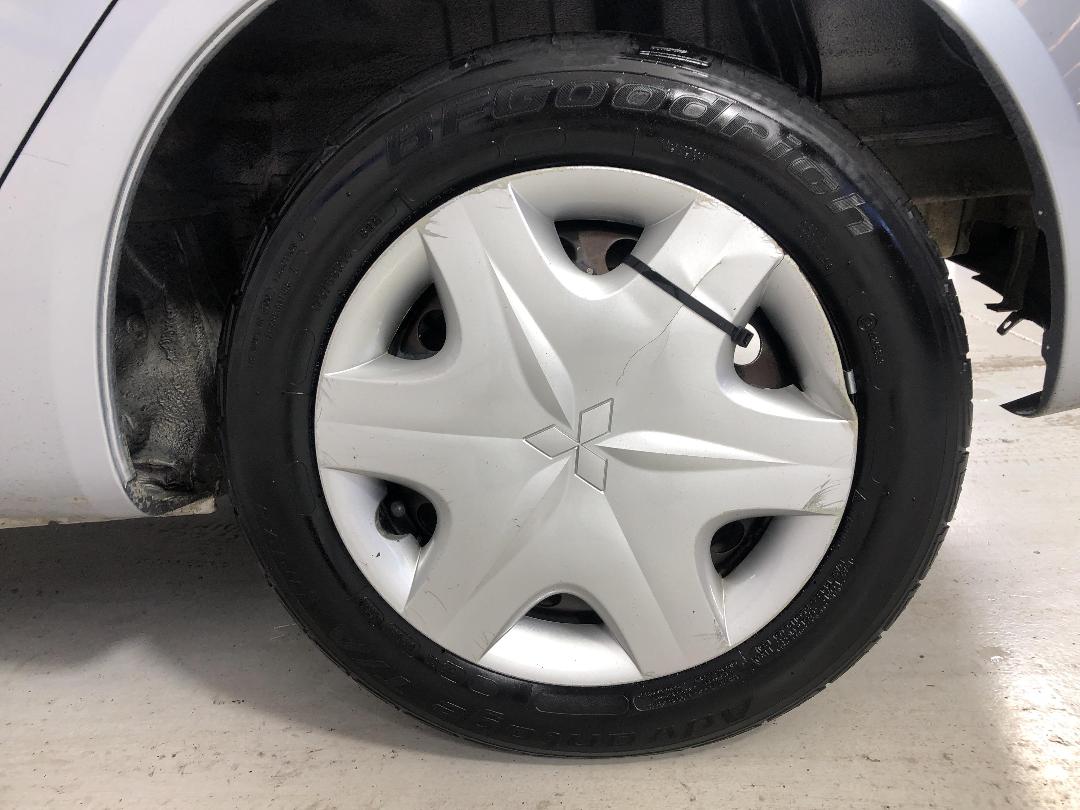 Photo '11' of Mitsubishi Colt Photo '11' of Mitsubishi Colt