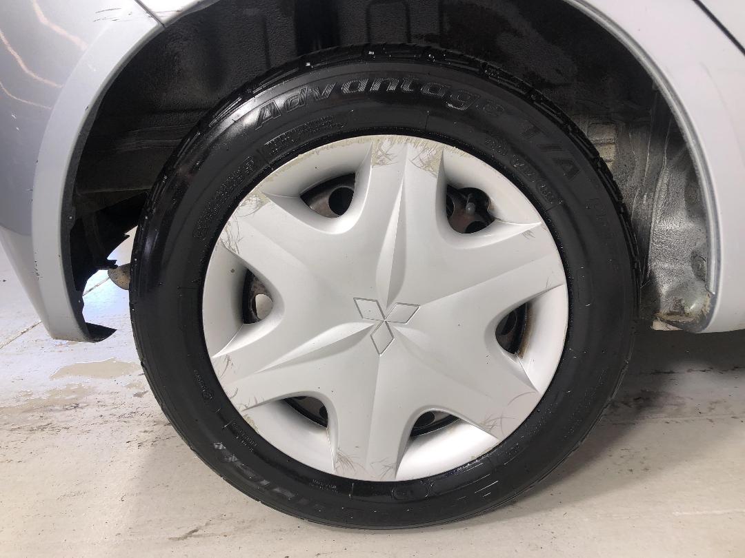 Photo '12' of Mitsubishi Colt Photo '12' of Mitsubishi Colt