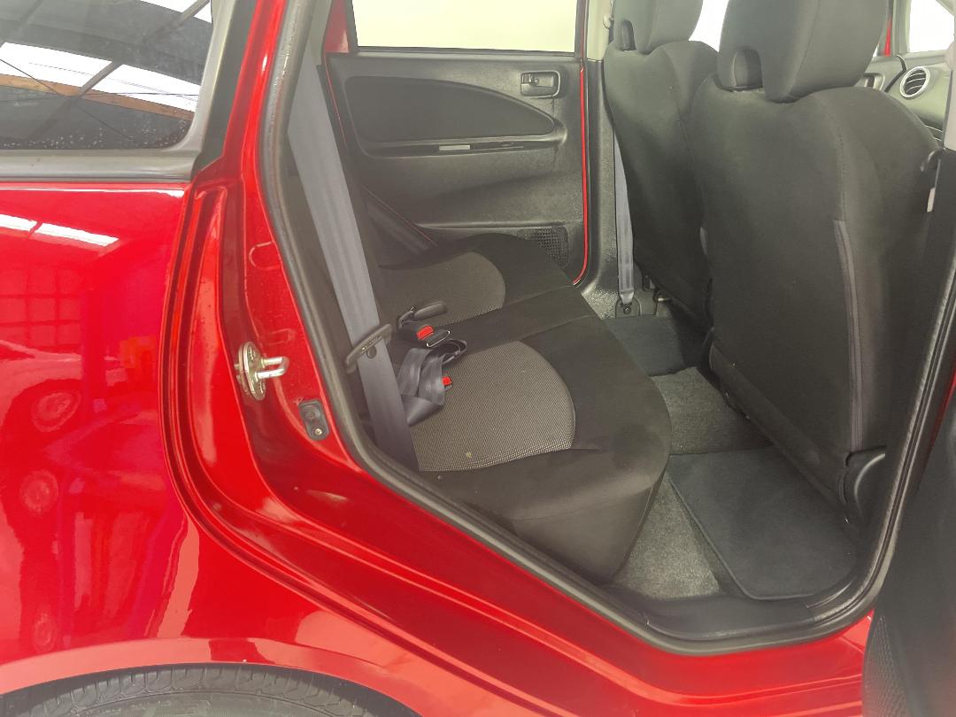 Photo '20' of Mitsubishi Colt Plus Photo '20' of Mitsubishi Colt Plus