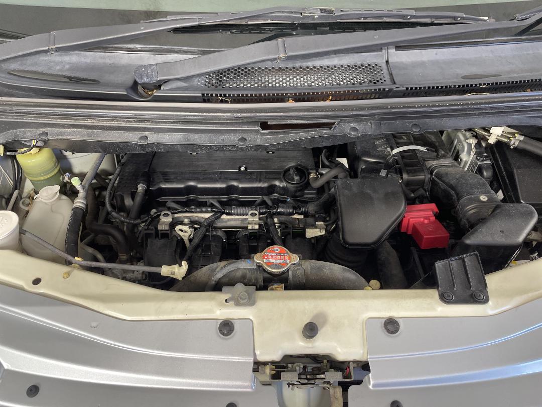 Photo '13' of Mitsubishi Delica