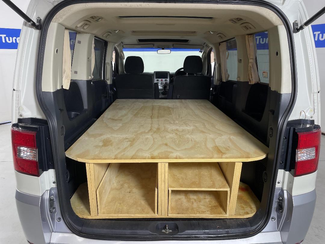 Photo '14' of Mitsubishi Delica