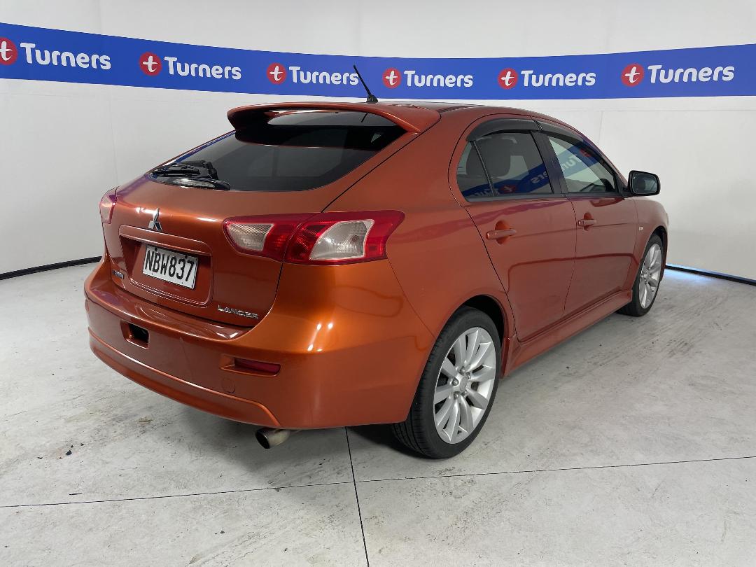 Photo '7' of Mitsubishi Galant Fortis