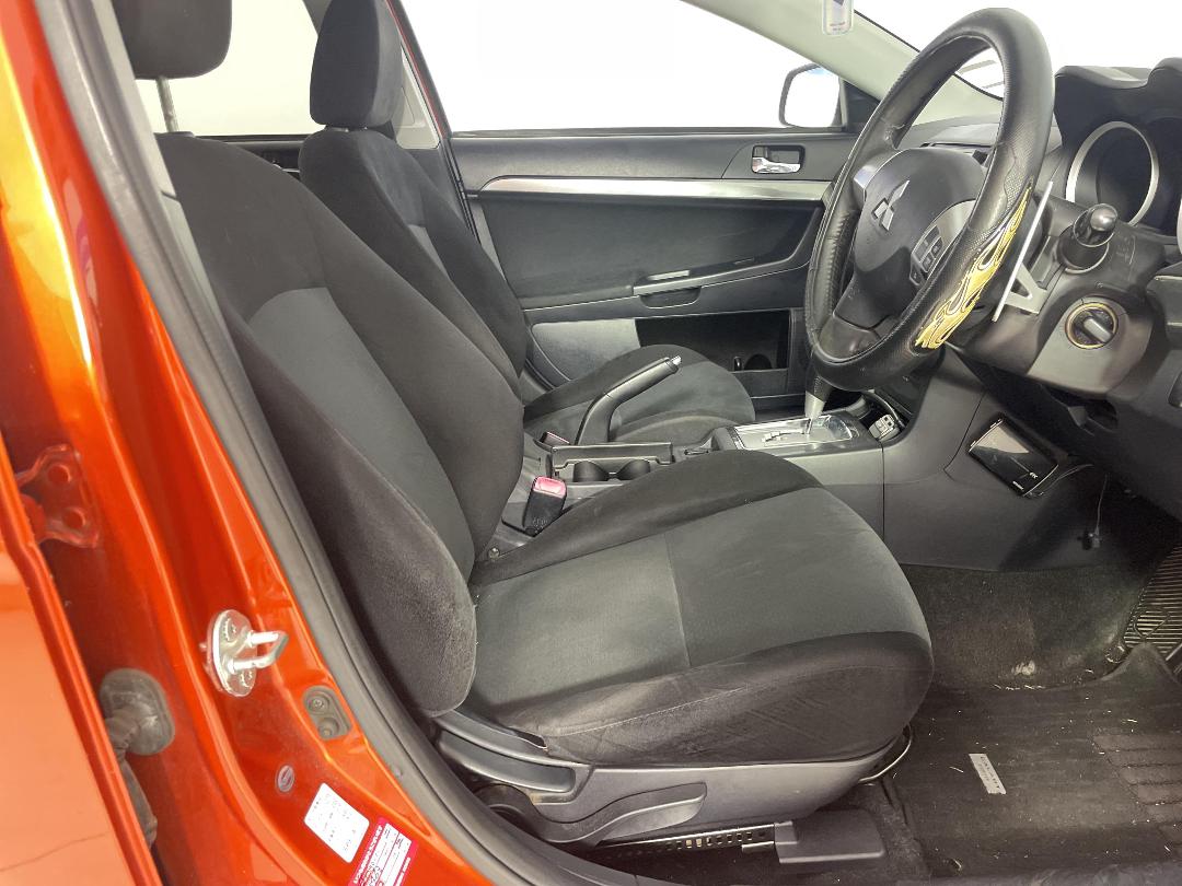 Photo '14' of Mitsubishi Galant Fortis