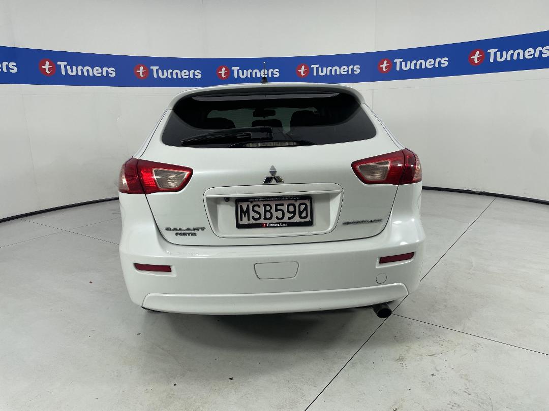 Photo '6' of Mitsubishi Galant Photo '6' of Mitsubishi Galant