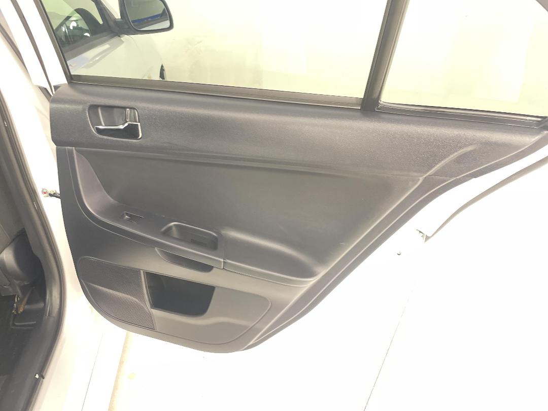 Photo '19' of Mitsubishi Galant Photo '19' of Mitsubishi Galant