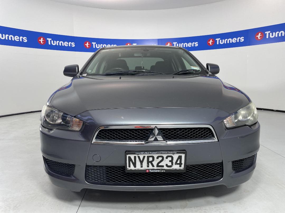 Photo '2' of Mitsubishi Galant