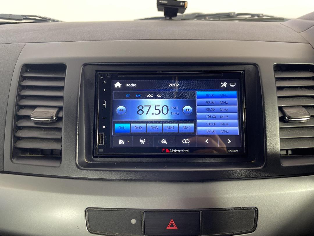 Photo '23' of Mitsubishi Galant