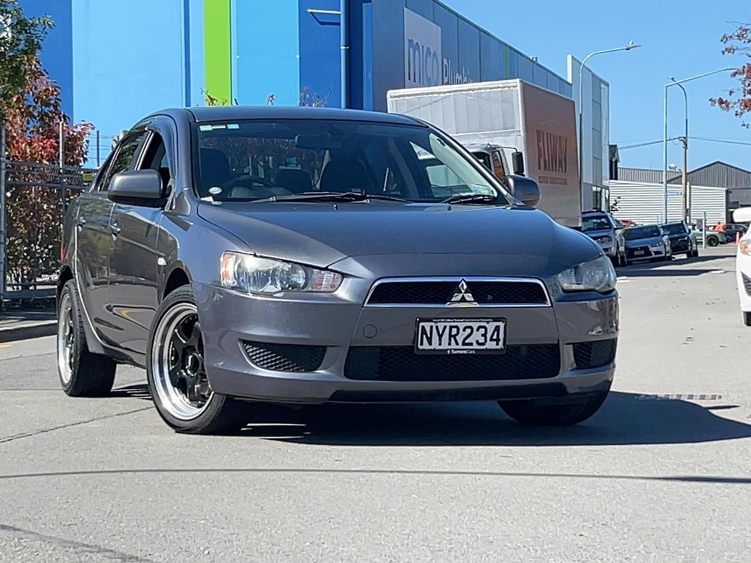 Photo '2' of Mitsubishi Galant Fortis