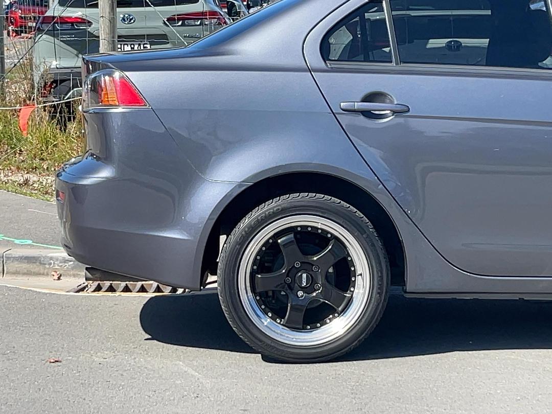 Photo '10' of Mitsubishi Galant Fortis