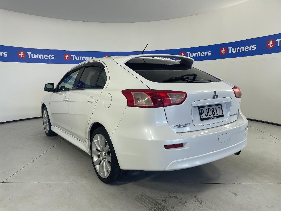 Photo '5' of Mitsubishi Galant Photo '5' of Mitsubishi Galant