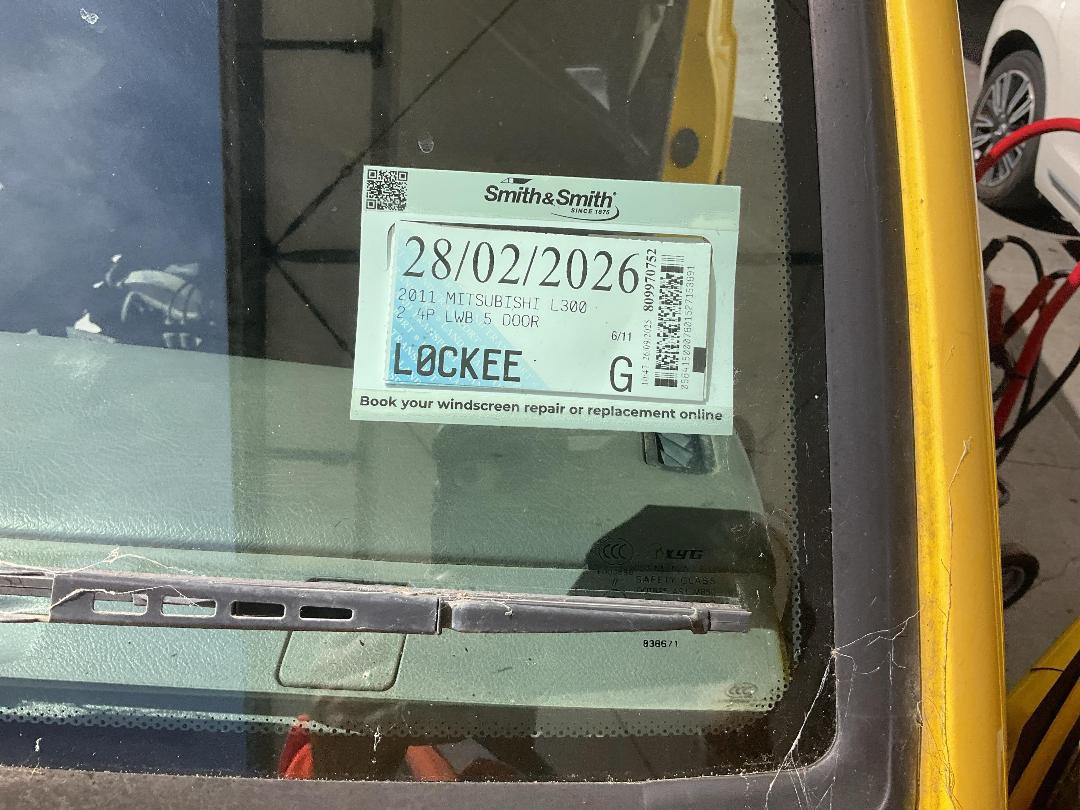 Photo '28' of Mitsubishi L300 LWB